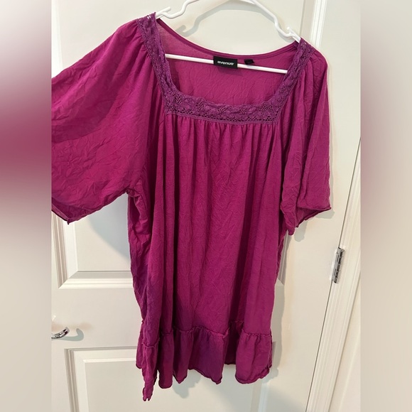 Lace Trim Purple Top - Picture 5 of 7